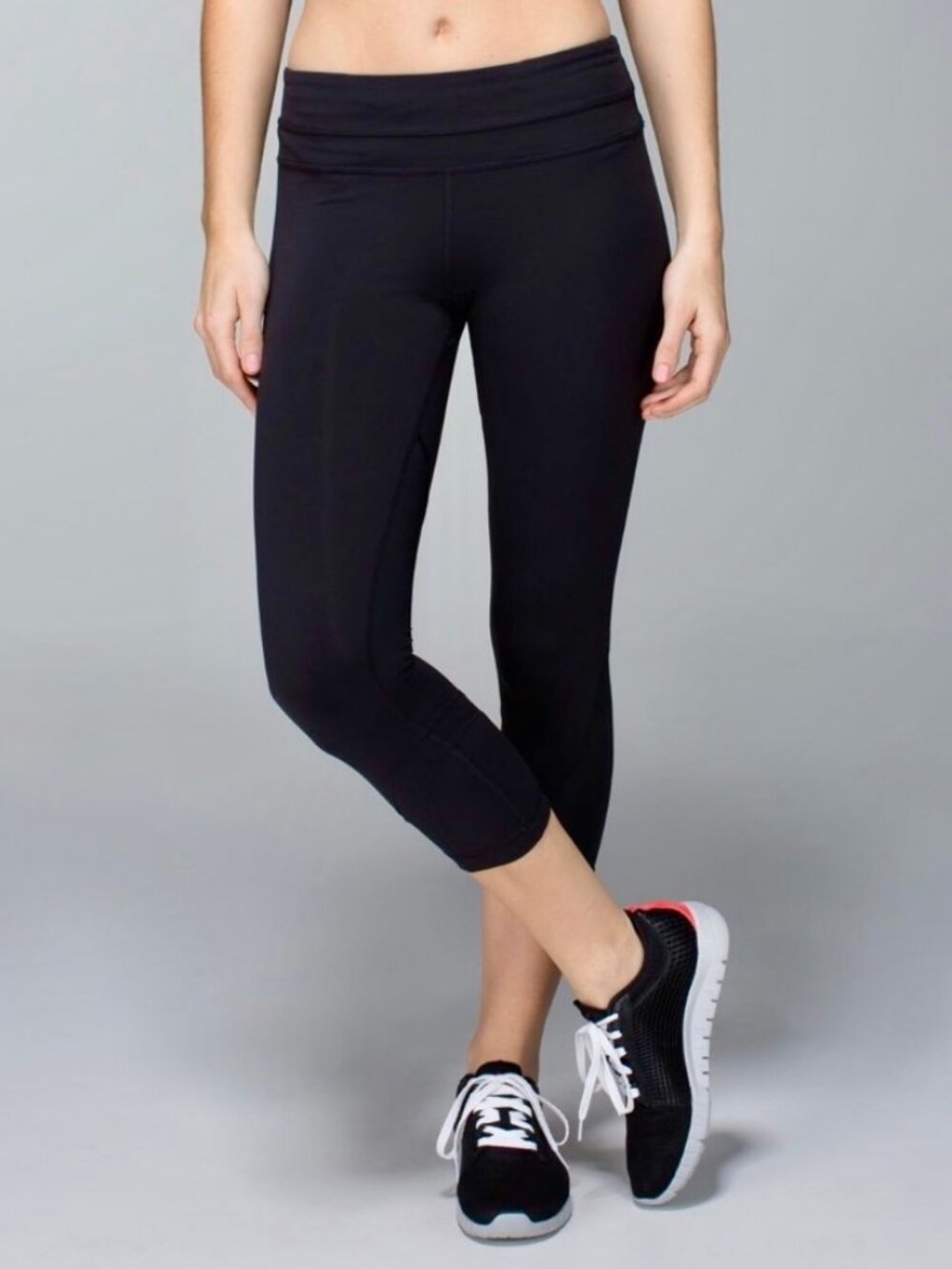 Lululemon Run: Inspire Crop II - Black,  Size (2)